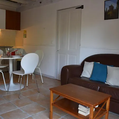 Du Vert & Du Bon Air - Linge Maison Inclus - Parking Prive Gratuit - Centre Ville Bergerac 10Mn - Domaine Bellevue Cottage En Perigord Lembras Exterior photo